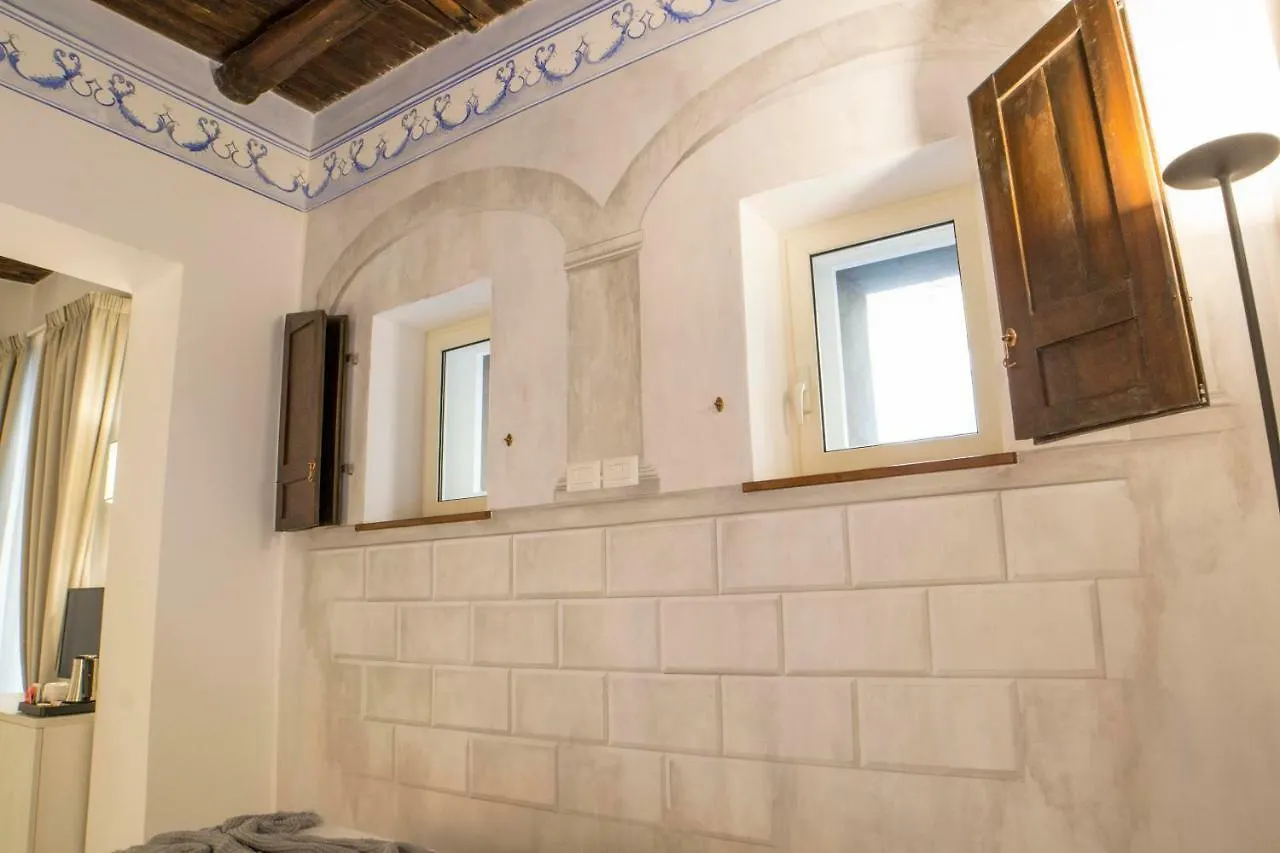 Morelli Suite Naples 2*,  Italy