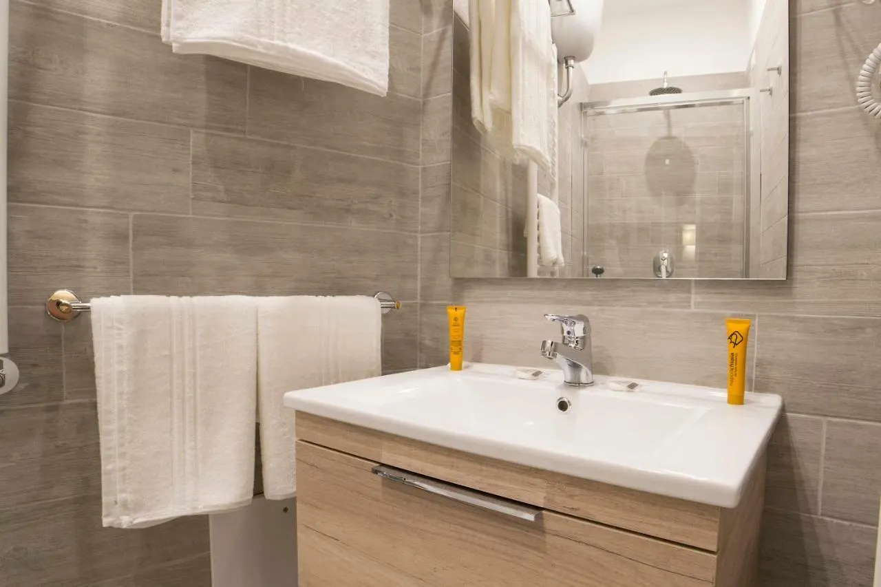Morelli Suite Naples 2*,  Italy