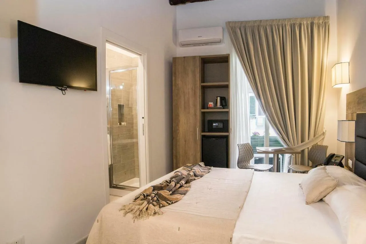 Morelli Suite Naples 2*,