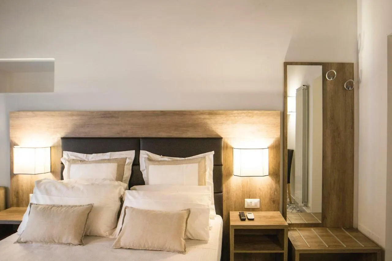 Morelli Suite Naples Italy